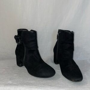 White Mountain Black Suede Ankle Boot